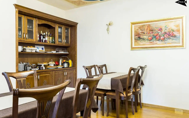 Villa Paroraia
