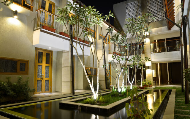 Tibera Hotel Cibeunying