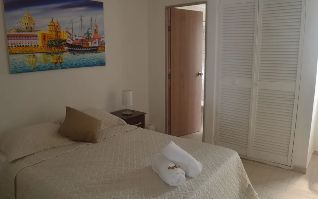 Vacation House by the Beach in Cartagena With Wifi tv and ac - Cottages_and_Houses in Cartagena - Photo 2
