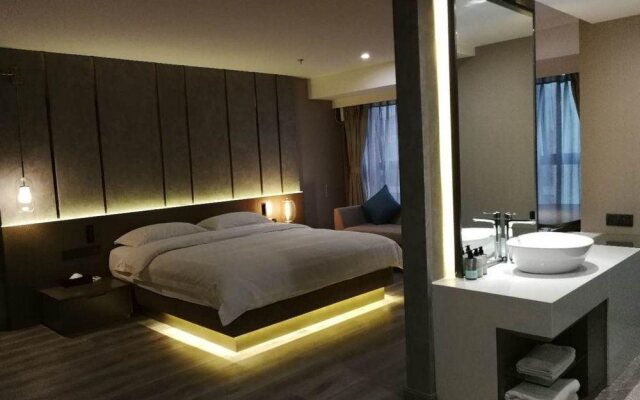 9H Hotel