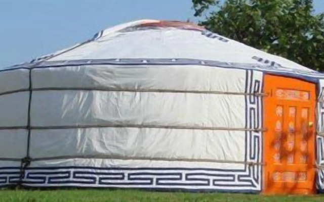 Le Village de Yourtes