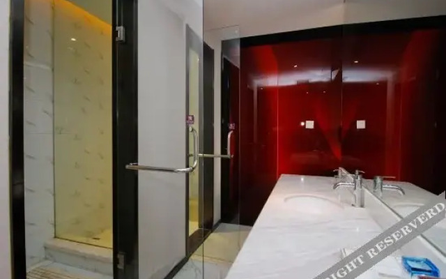 Boyue Business Theme Hotel