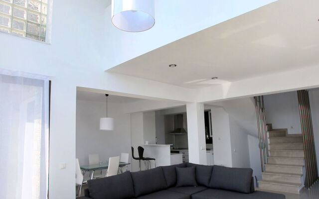 Sunny Sani Luxury Villas