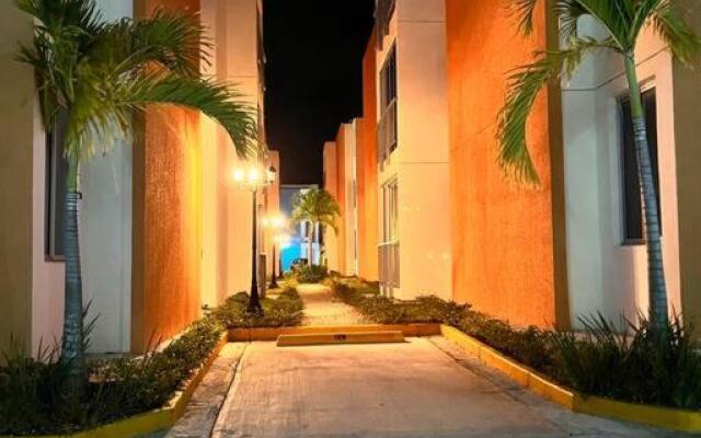 Lovely 3 bedroom condo near downtown and foodies