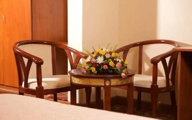 Ivys Hotel