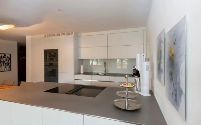 Grace Sch Nried in Sch Nried