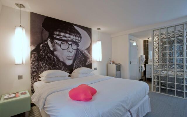 Kube Hotel Paris