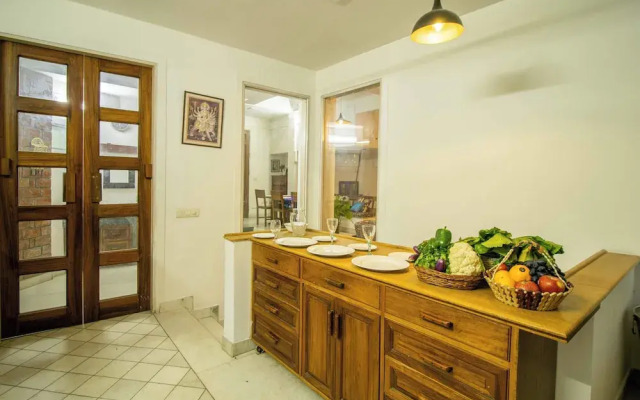 Opulent Antique 6BR Villa in Gurugram