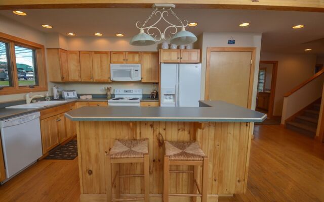 Sunny Boy 4 Bedroom House