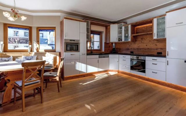 Luxury Chalet 330 m² Sauna, Jacuzzi & Mountain View