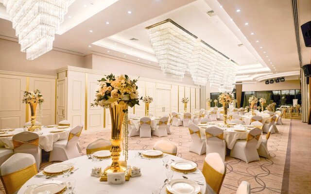 The Conforium Hotel Van