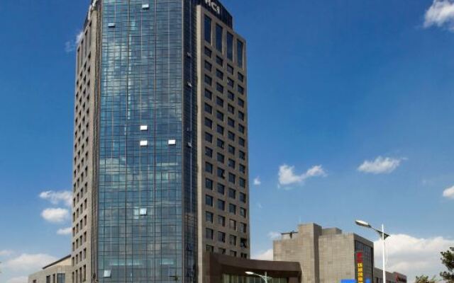 Huancheng Caston Hotel
