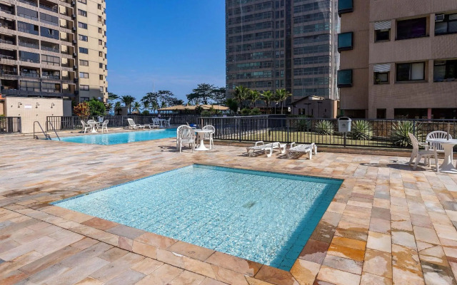 Pé na areia - 3 qts - condomínio fechado