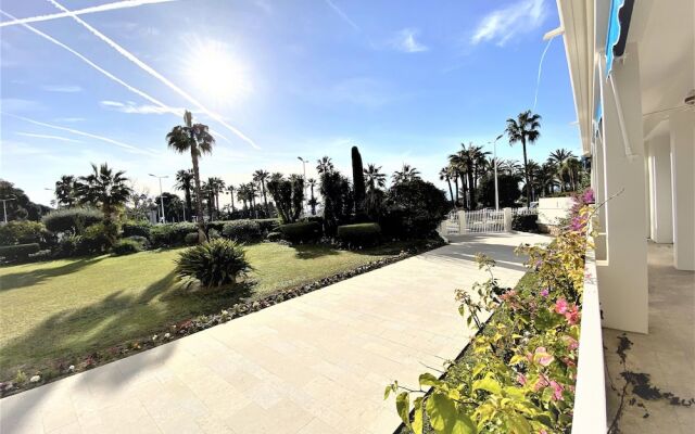 Viva Riviera Sunny 3 Bedrooms 2 Bathrooms Croisette