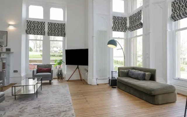 The Myles Suite Stone Cross Mansion