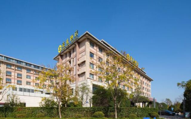 Oriental Hotel