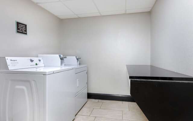Best Western Ashbury Inn