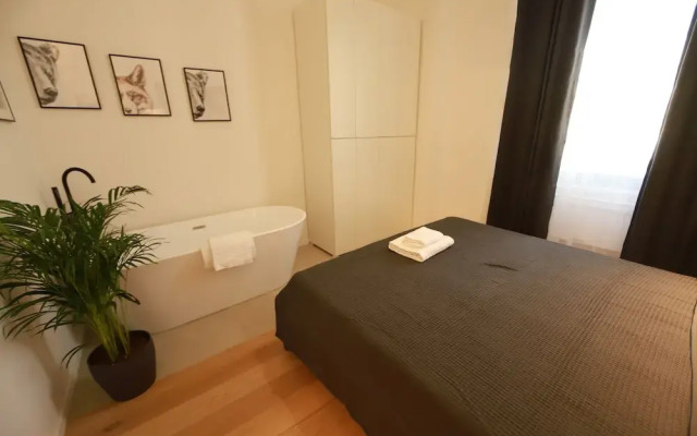 Casa Palmeri - Giulio Cesare