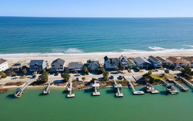 Laughin Place I 1 Bedroom Home by Peace Vacations