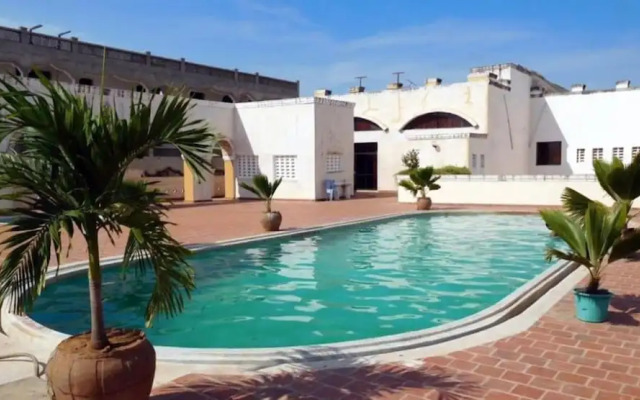 Titanic Hotel - Kilifi
