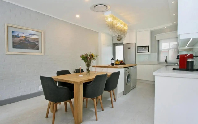 48 The Village in Hout Bay