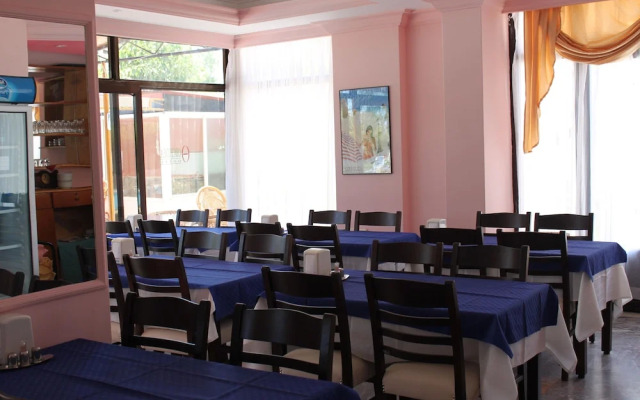 Orkide Otel