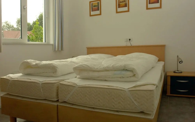 Holiday Home With Dishwasher, 20 km From Assen