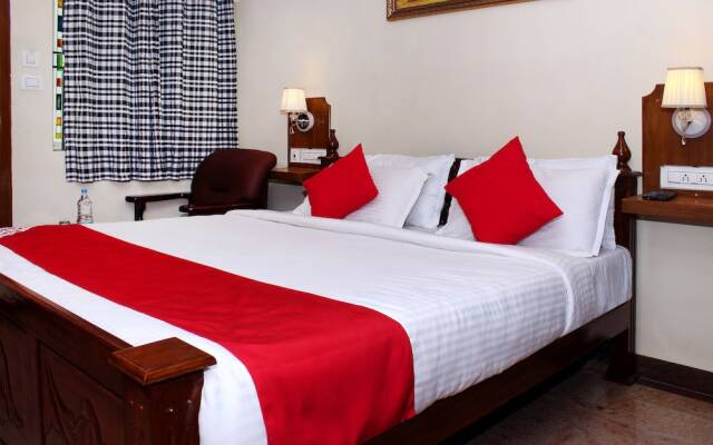 OYO 16541 Majestic Residency