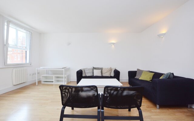 Elegant Oxford Street Apartments