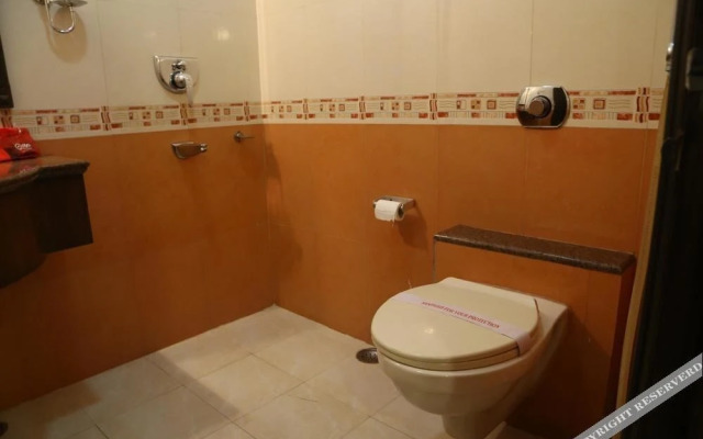 Hotel The Mansion by OYO Rooms