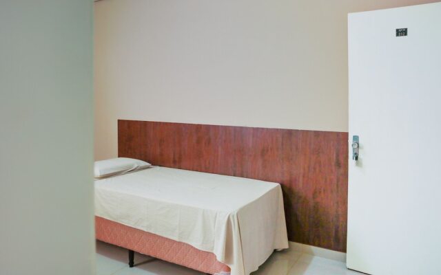 OYO Bocaiuva Palace Hotel