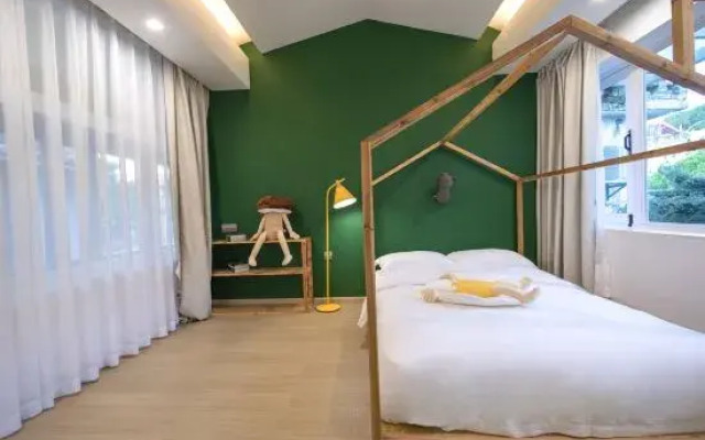 Heshun Maohong Shanju Inn