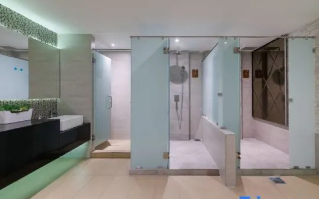 The Bed Bukit Bintang