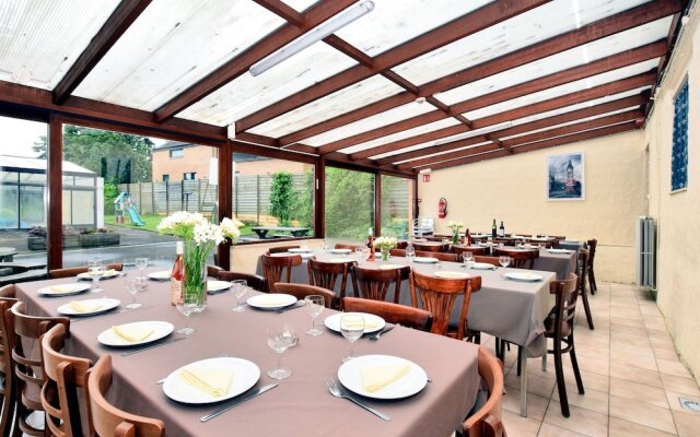 Cozy Holiday Home in Somme-Leuze with Private Swimming Pool