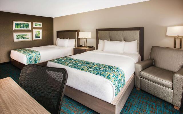 La Quinta Inn & Suites by Wyndham St. Paul-Woodbury
