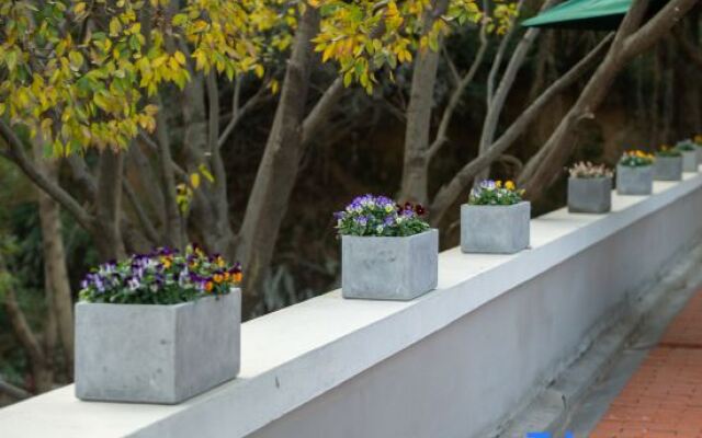 Wuxi Village Banzhuyuan Homestay (Lingshan Giant Buddha Nianhuawan Branch)