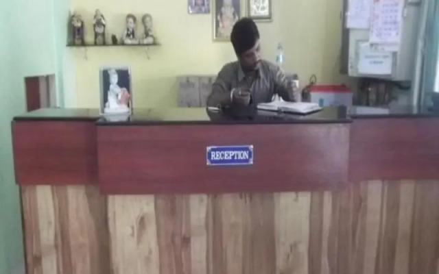 Hotel Anuradha Palace