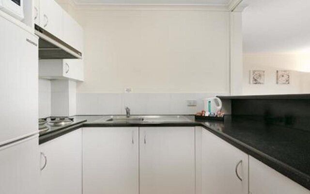 Mt Ommaney Hotel Apartments