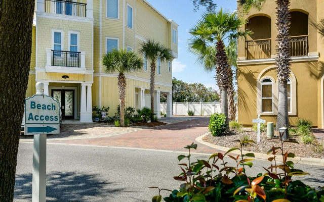 Sea La Vie in Miramar Beach