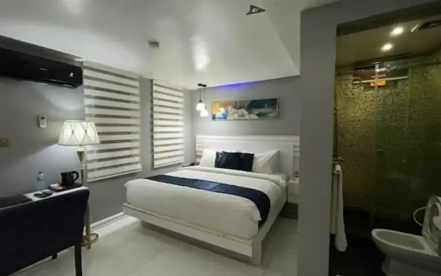 Tokyo Apartments