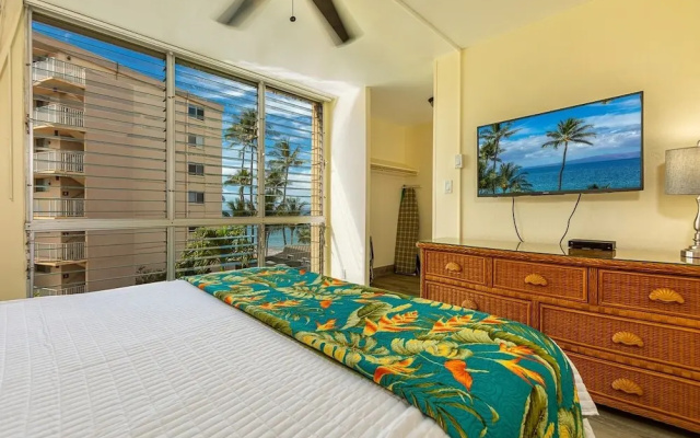 Kamaole Nalu 402 2 Bedroom Condo, Kihei