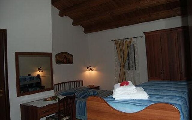 Antica Cascina Resort