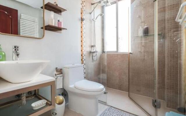 NanJing GuLou·Lion Bridge· Locals Apartment 00152470