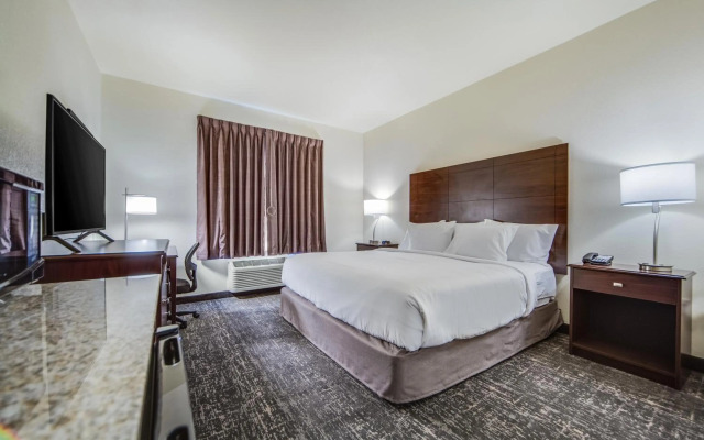 Cobblestone Hotel & Suites - Cozad