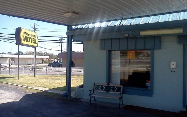 Arrowhead Motel