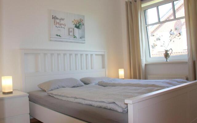 GODS06108-FeWo-Moeoev