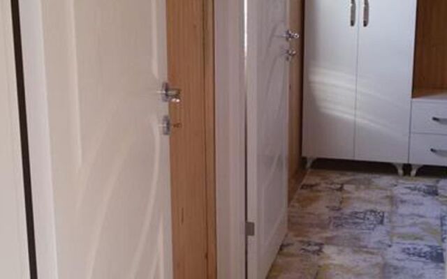 Boncuk Hemşire Apartları Adrasan