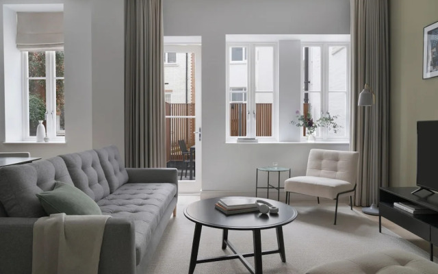 Beautiful Westminster Suites by Sonder