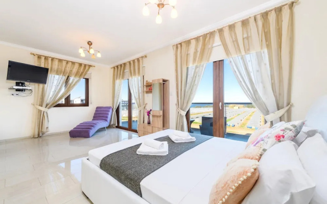 Hanns Villa in Protaras
