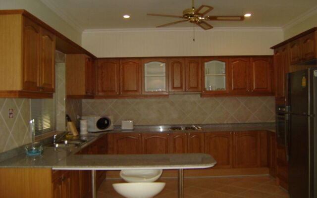 Majestic Residence pool villa Pattaya